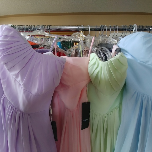 BRIDESMAID DRESSES EACH - Picture 2 of 8